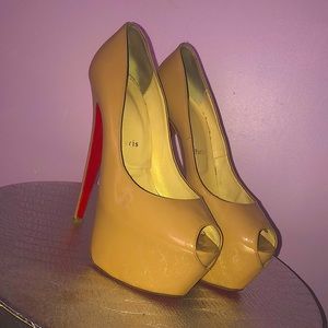 Louboutins heel